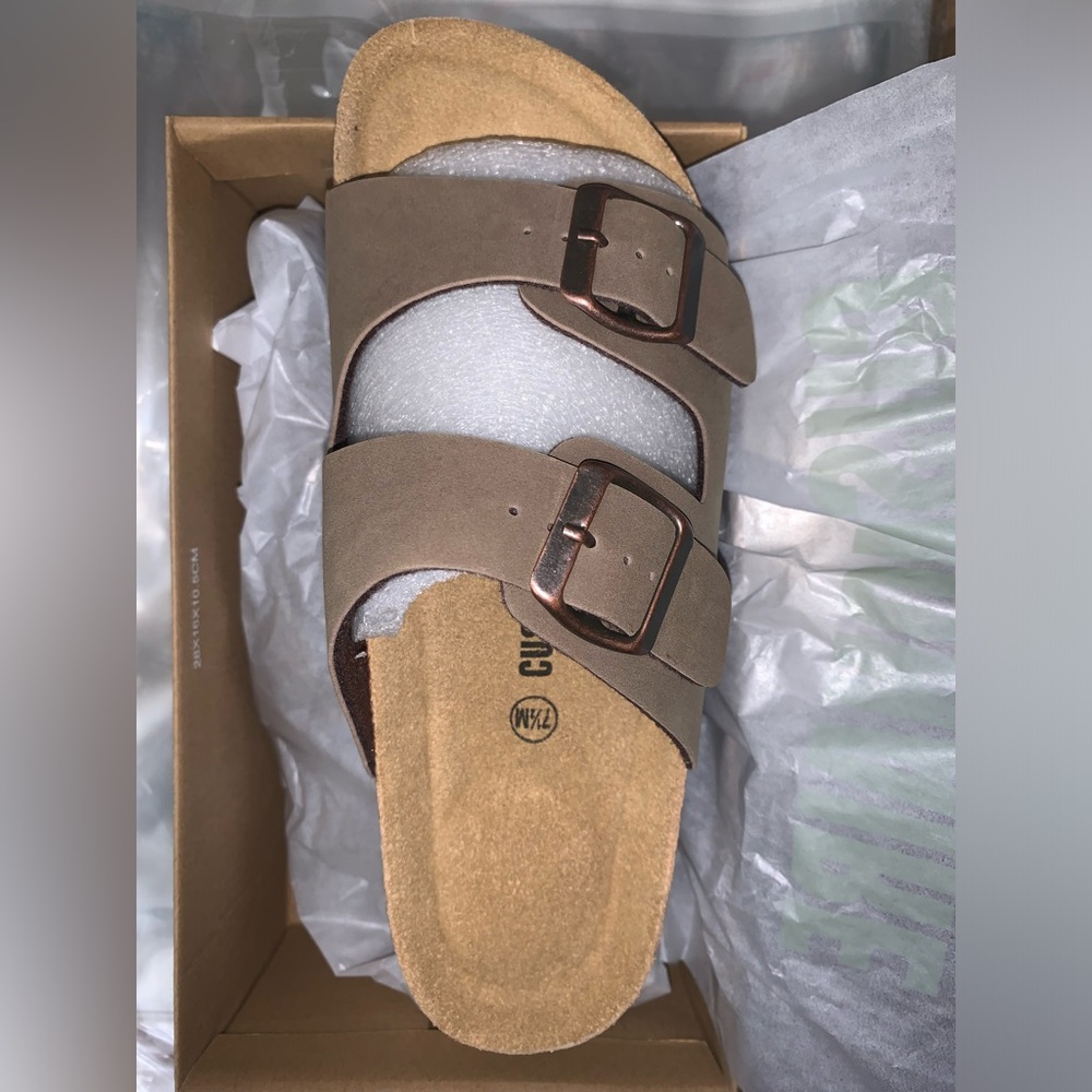 CUSHIONAIRE Women's 7.5 Lane Cork Footbed Sandal With +Comfort Brown- NWT - Picture 6 of 7